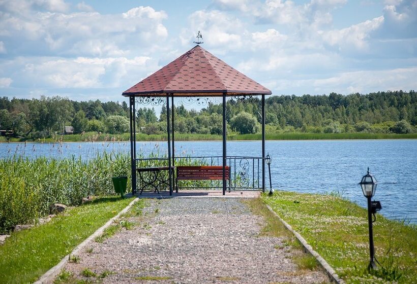 Отель Lukomorie