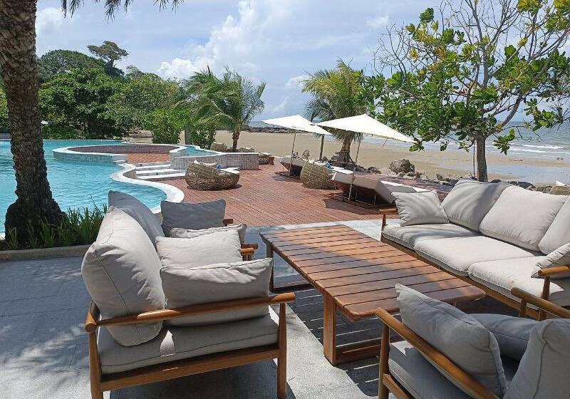 ホテル Mercure Rayong Lomtalay Villas & Resort