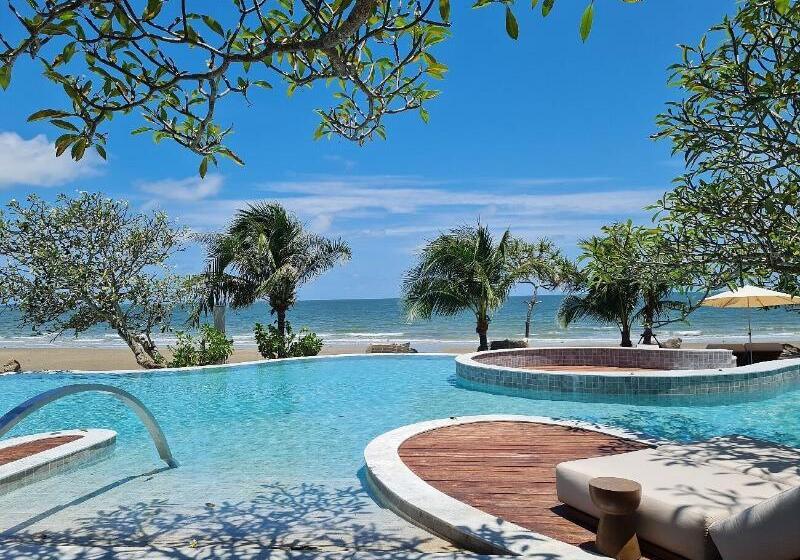 ホテル Mercure Rayong Lomtalay Villas & Resort