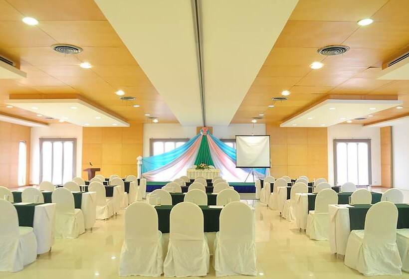 ホテル Mercure Rayong Lomtalay Villas & Resort