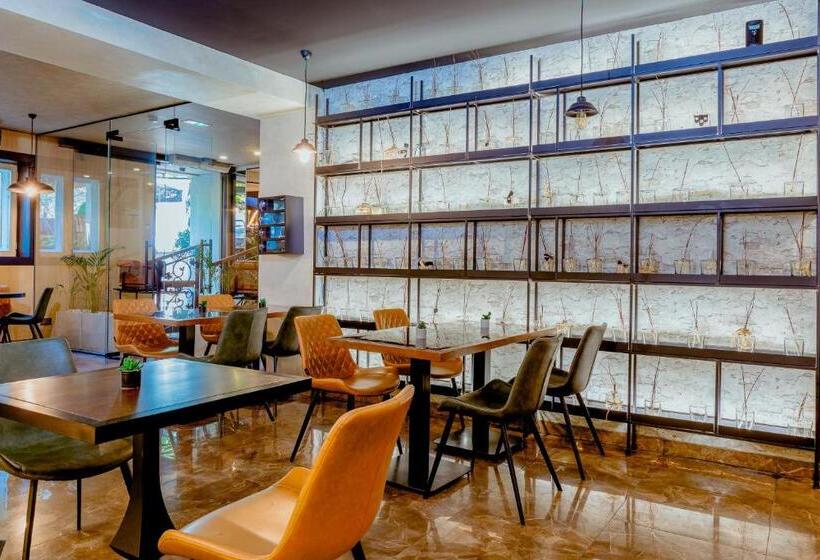 هتل Nobel Gallery