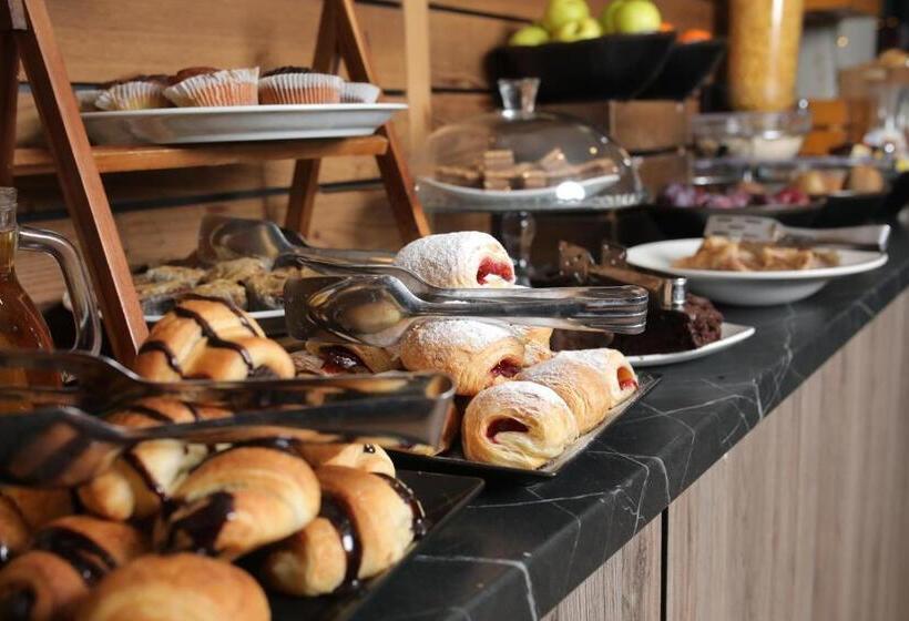 هتل Nobel Gallery