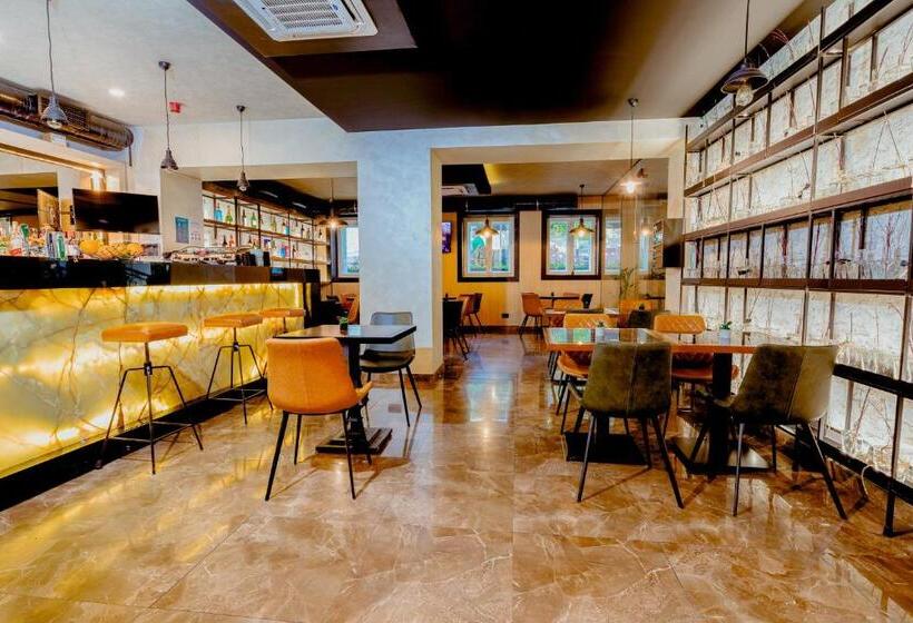 هتل Nobel Gallery