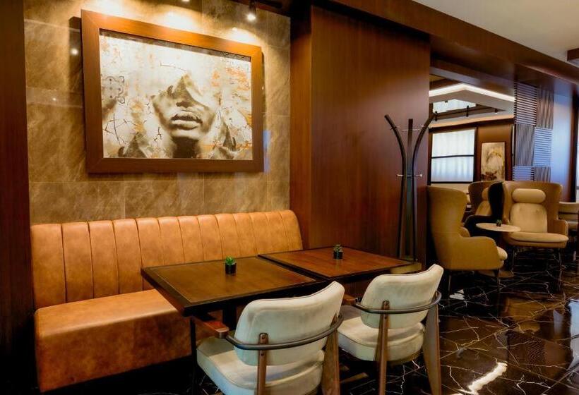 هتل Nobel Gallery