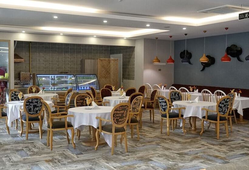 فندق Orkis Palace Thermal & Spa