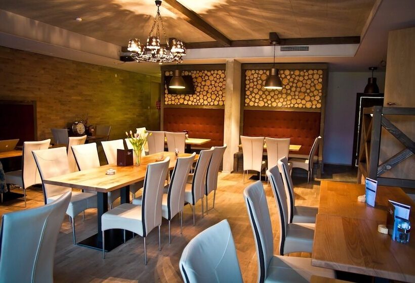 ホテル Oscar & Sons Apartments