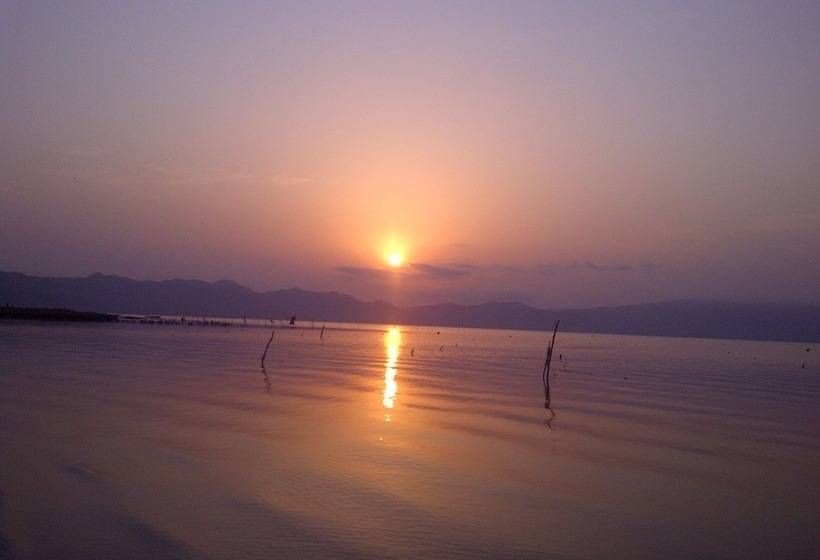 בית מלון כפרי Paradise Resort Lake Bosomtwe