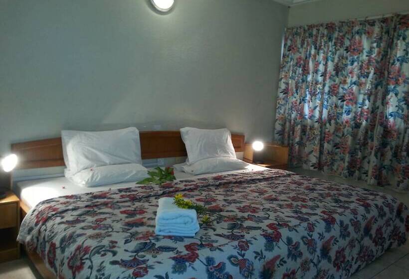 فندق Paradise Resort Lake Bosomtwe