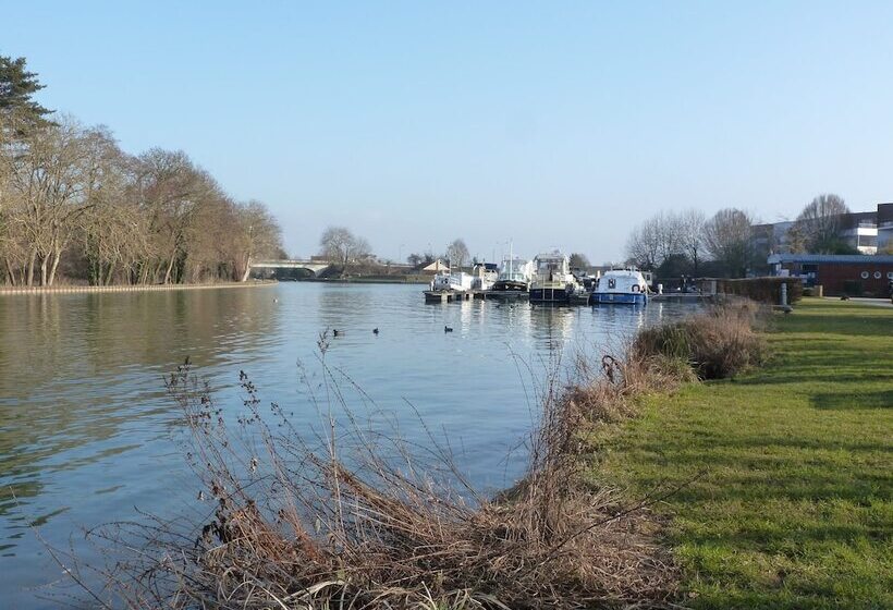 Отель Péniche Serenity