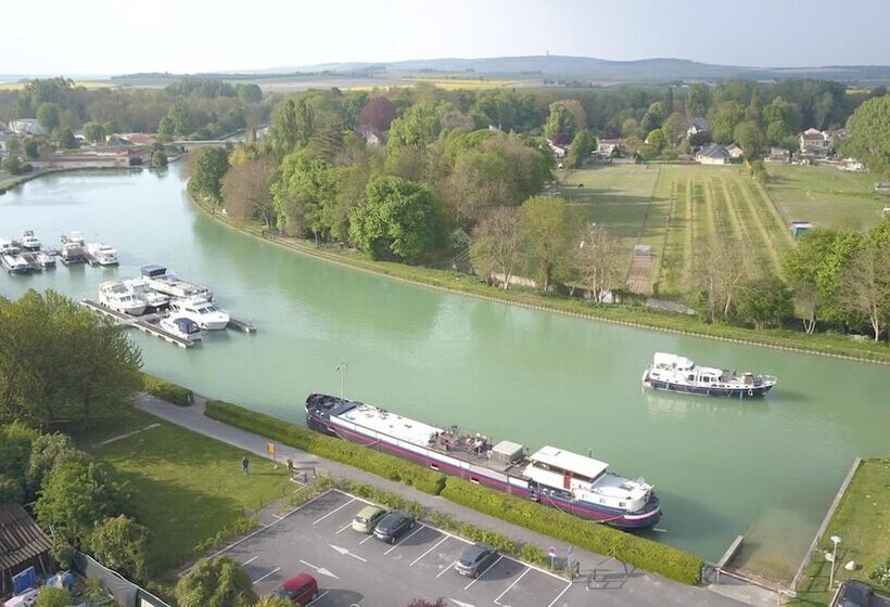 Отель Péniche Serenity