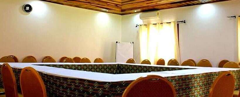 בית מלון כפרי Rainforest Lodge