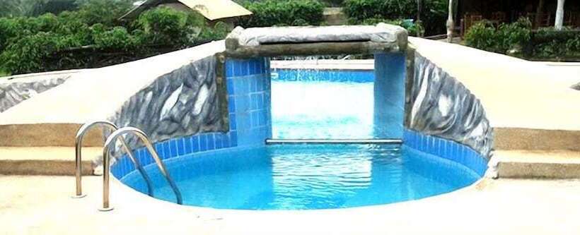 فندق Rainforest Lodge