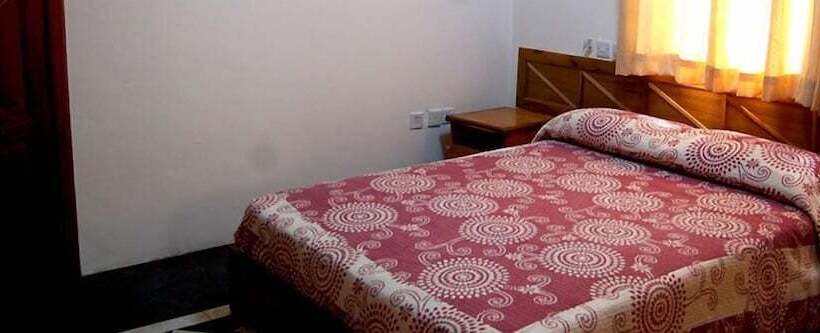 فندق Rainforest Lodge