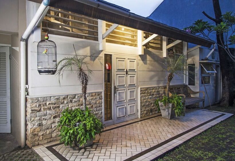 Hotel Reddoorz @ Mampang Prapatan