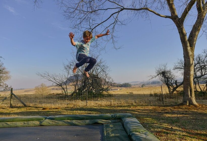 בית מלון כפרי Rockwood Lodges