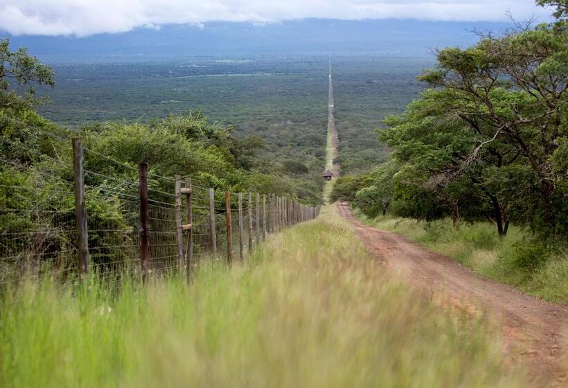 בית מלון כפרי Royal Thonga Safari Lodge