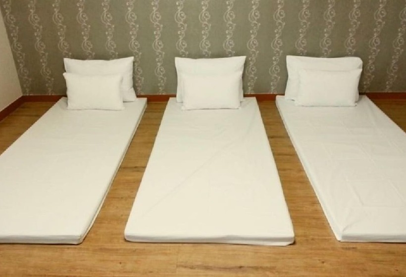 Songnisan Grand Hotel & Condo