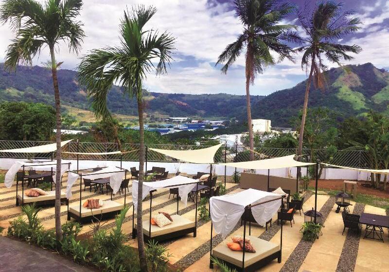 فندق The Oriental Bataan