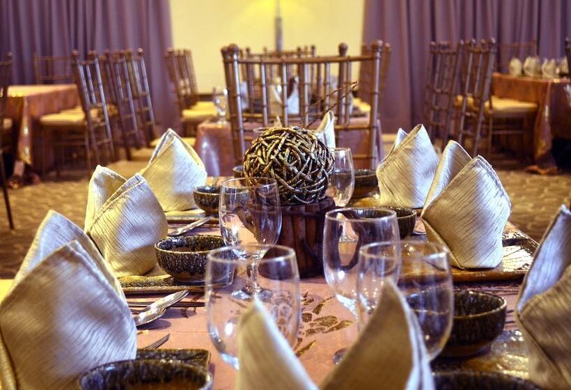 فندق The Oriental Bataan