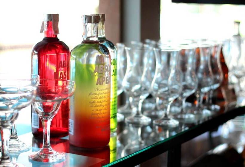 فندق The Oriental Bataan