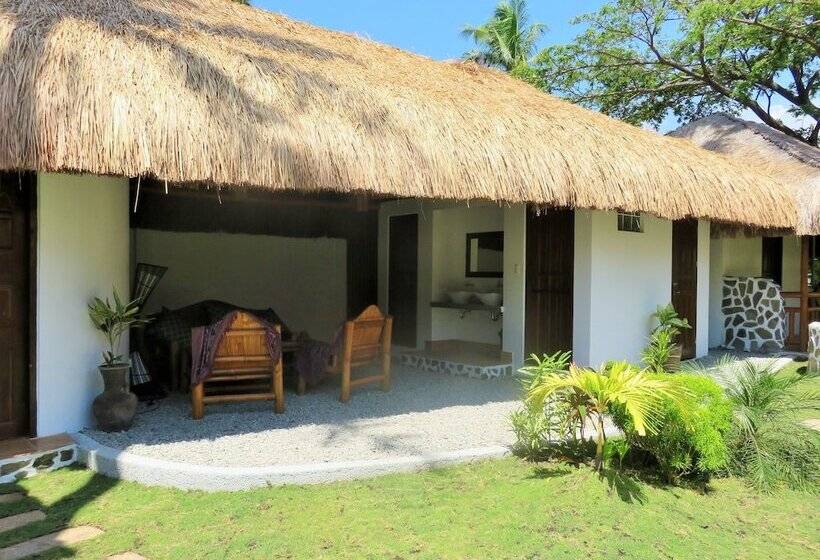 Kavs Beach Resort