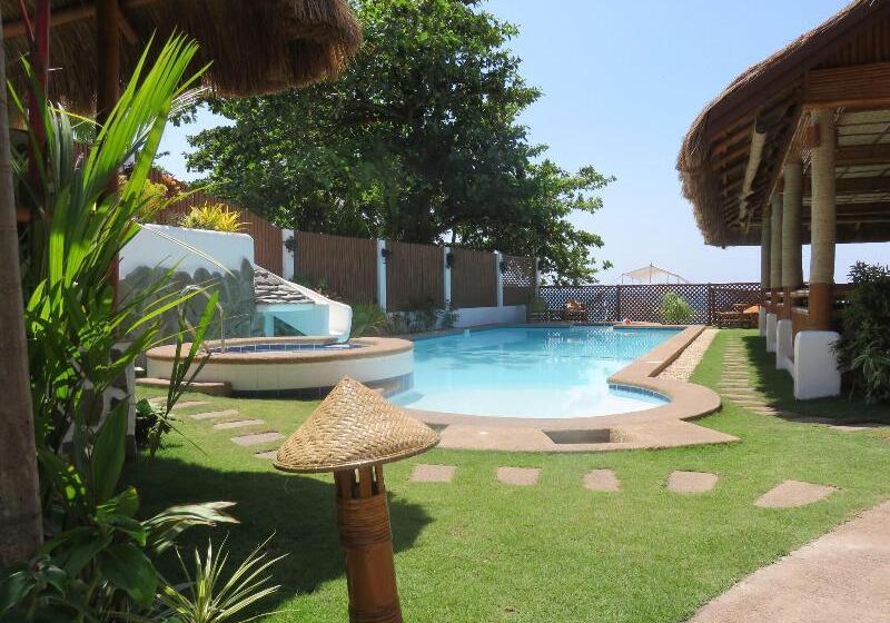 Kavs Beach Resort
