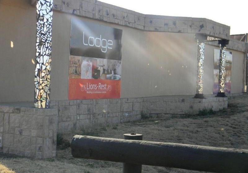 Lions Rest Country Estate