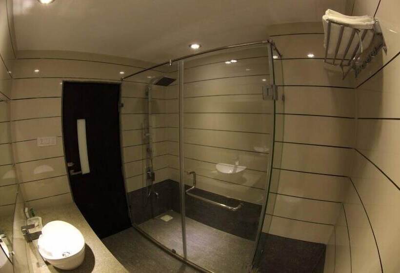 Pearl Hotel & Banquets Ahmedabad