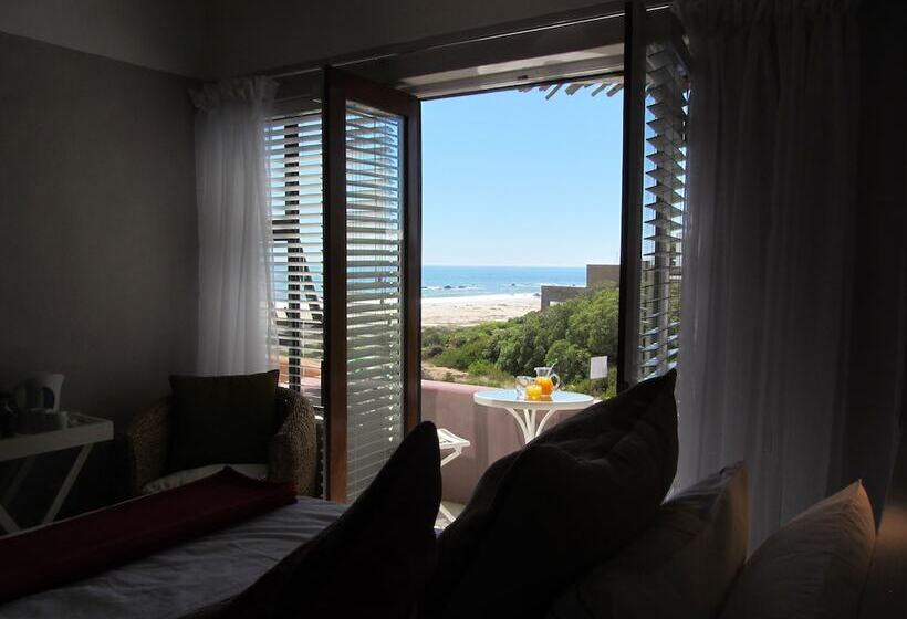 פנסיון Absolute Beach