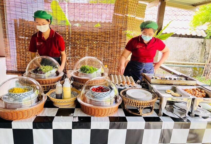 پانسیون Baan Suan Khun Yaiy