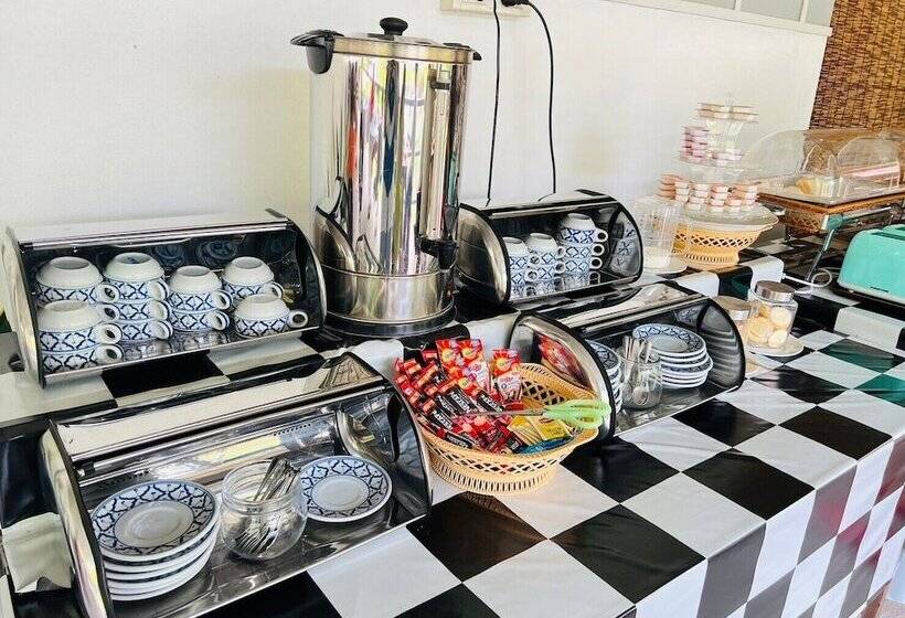 Pensão Baan Suan Khun Yaiy