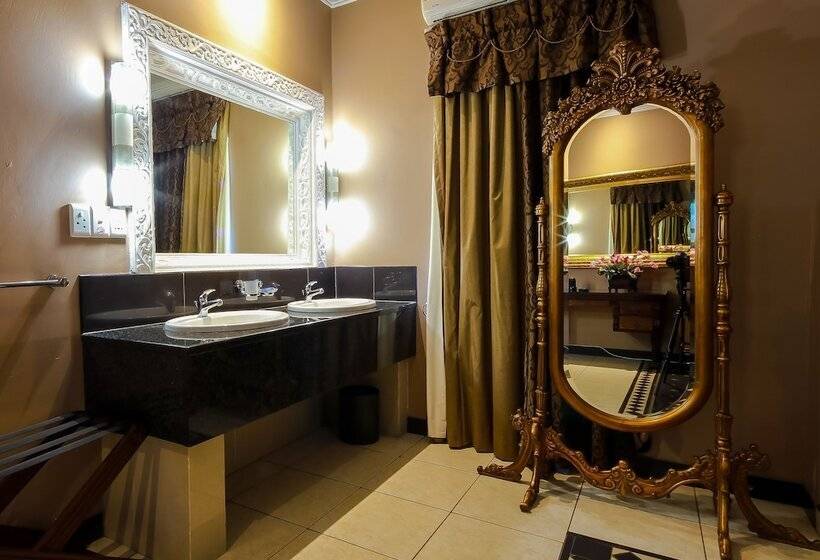 ペンション Caesars Guesthouse & Conference Centre