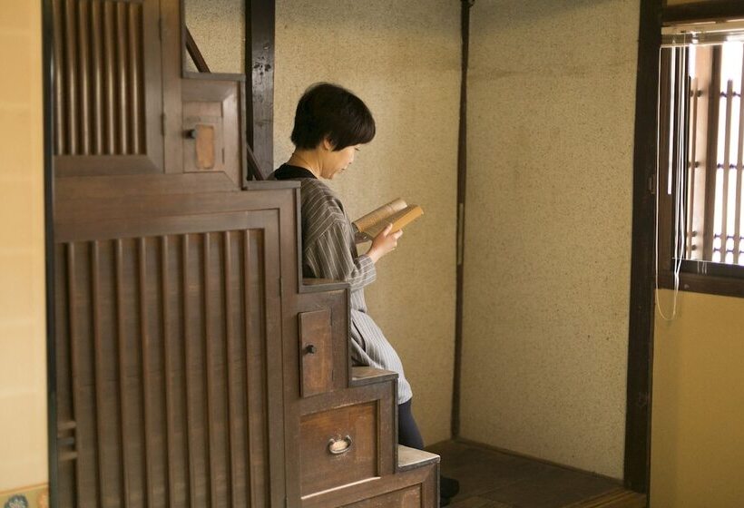 ペンション Female Only Guesthouse Tomariya