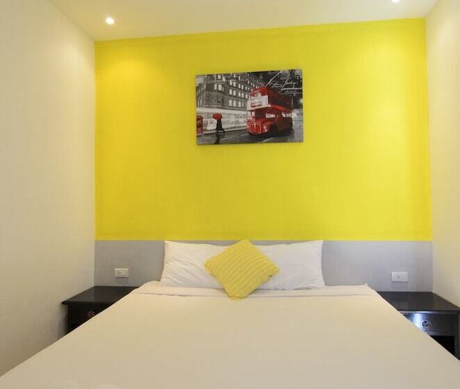 פנסיון Hop On Phuket