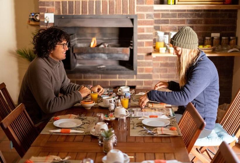 פנסיון Maclear Manor