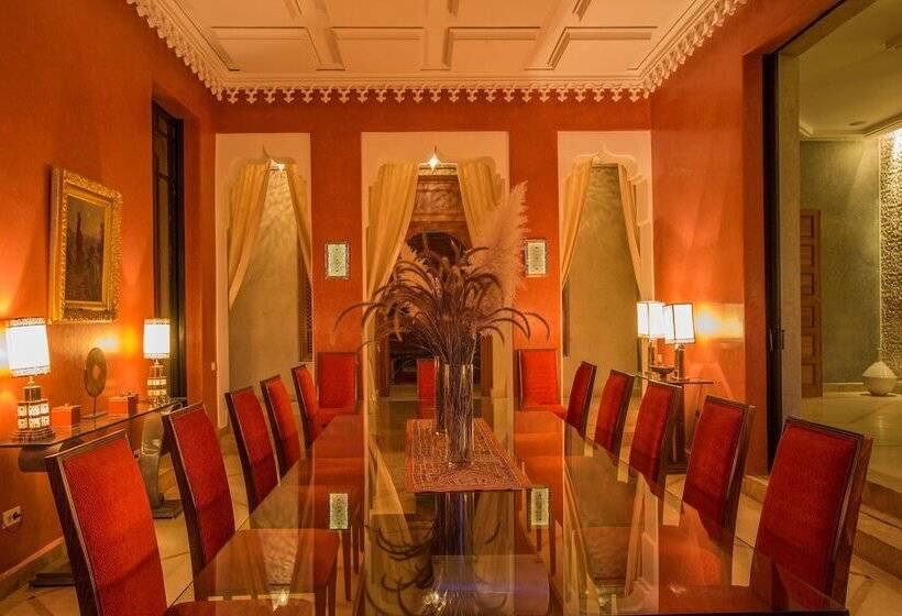 پانسیون Palais Chahar Mahal