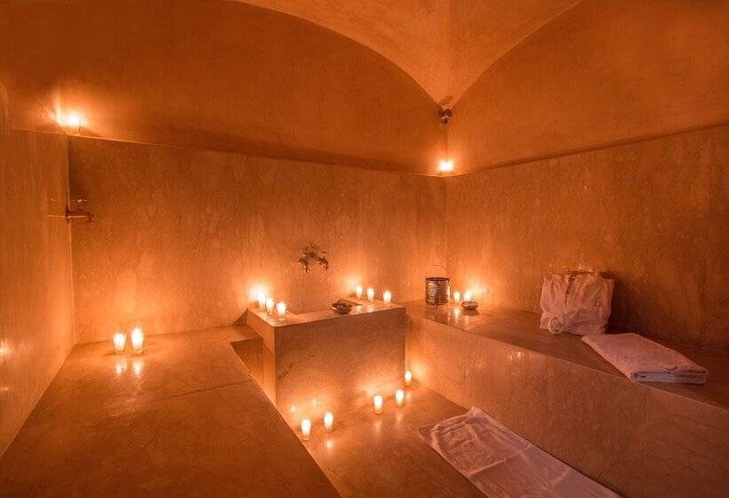 پانسیون Palais Chahar Mahal