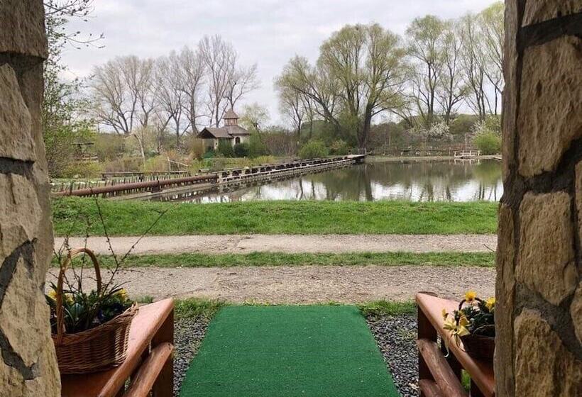 بنسيون Resort Svět