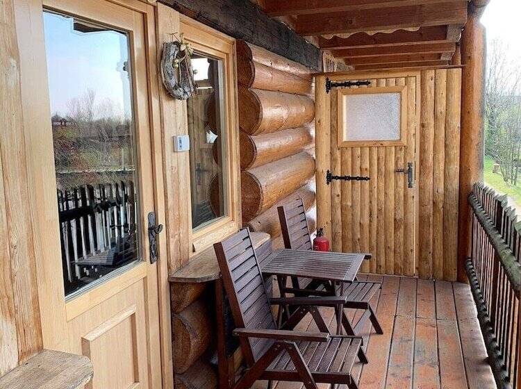 بنسيون Resort Svět