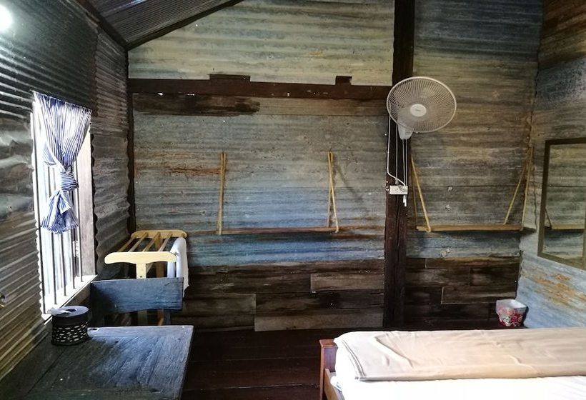 פנסיון Sriraya Guesthouse