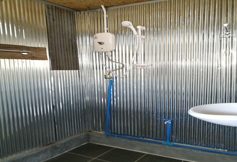 פנסיון Sriraya Guesthouse