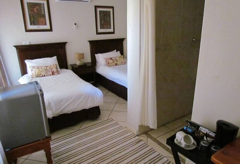 بنسيون Utopia Guest House