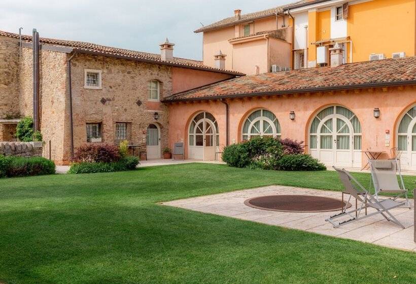 Residence Corte San Carlo