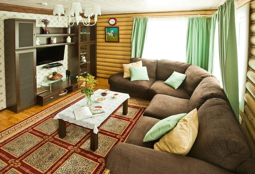 استراحتگاه Country Club White Horse