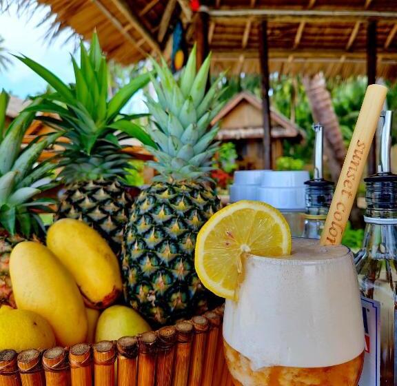 استراحتگاه Sunset Colors