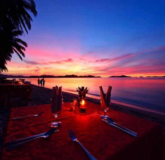 استراحتگاه Sunset Colors