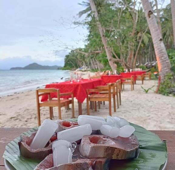 استراحتگاه Sunset Colors