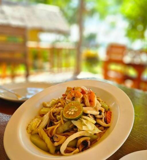 استراحتگاه Sunset Colors