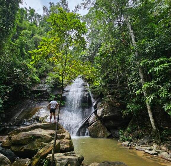 استراحتگاه Sunset Colors