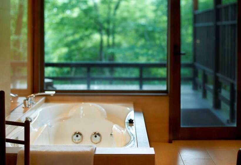 Рёкан Hoshino Resorts Kai Aso